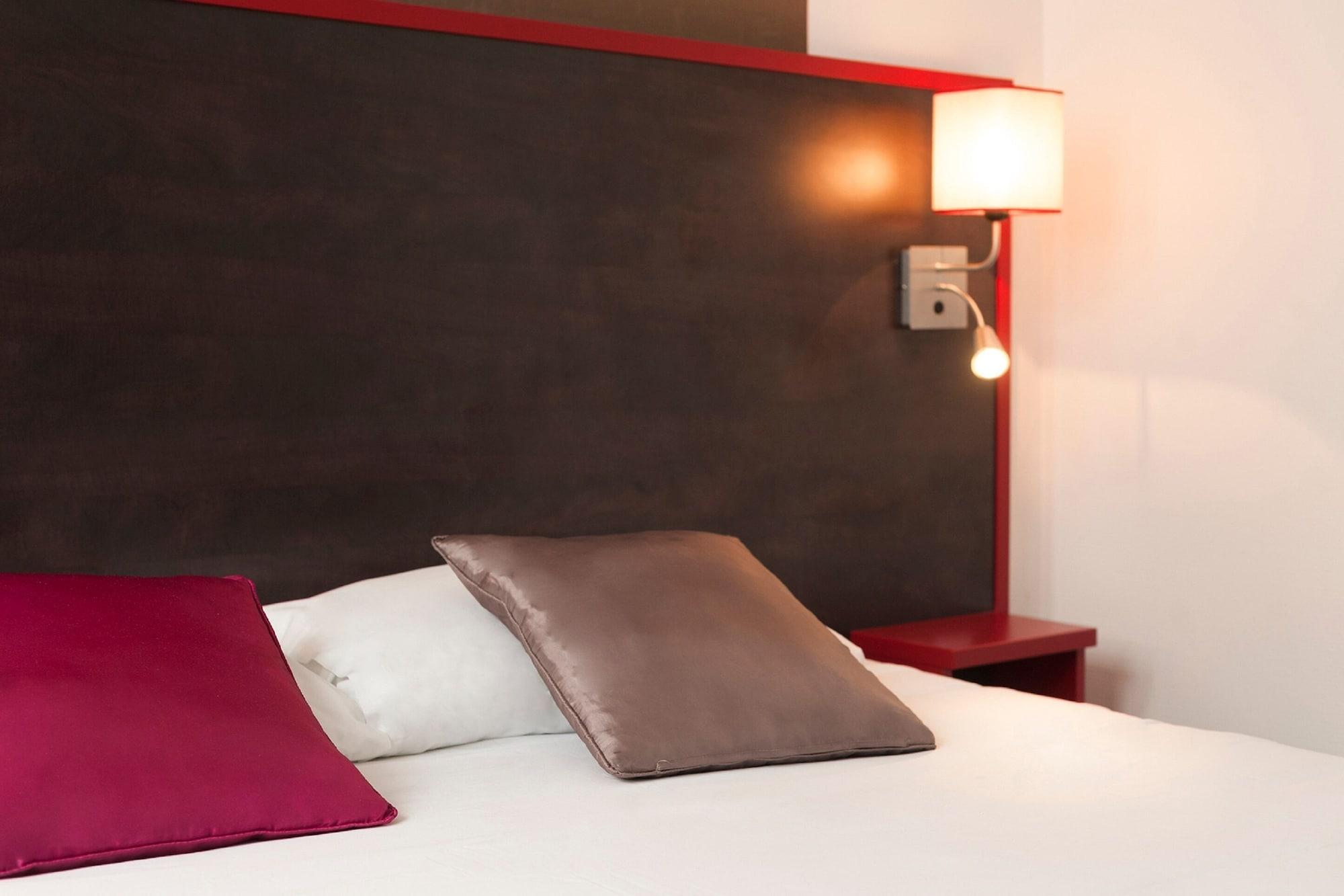 The Originals City, Hotel Le Cheval Rouge, Tours Ouest Villandry Luaran gambar